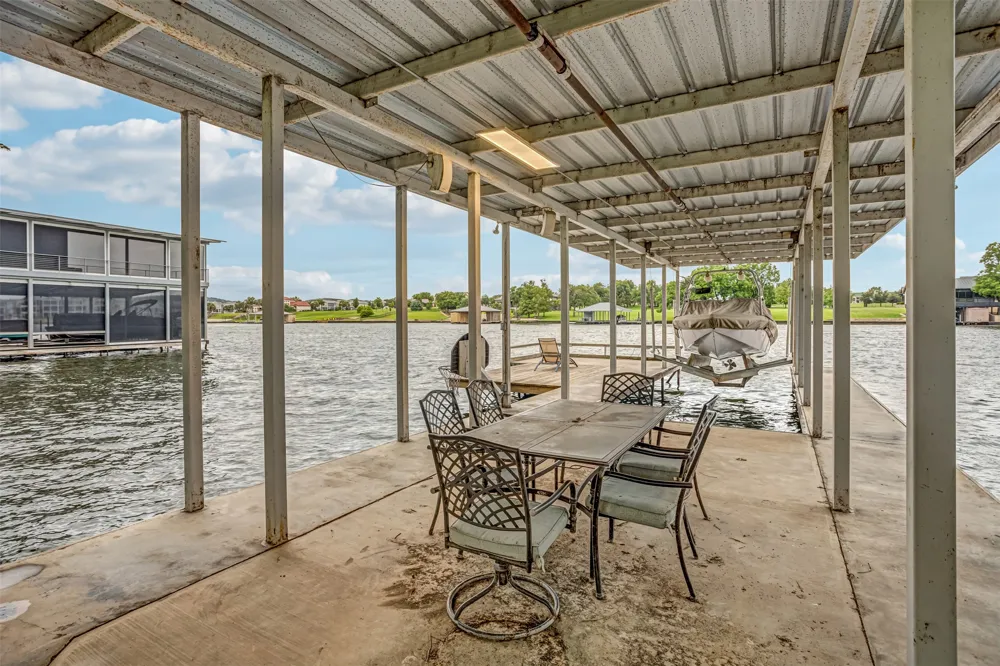 435 Ellen Williams Loop Kingsland, TX 78639