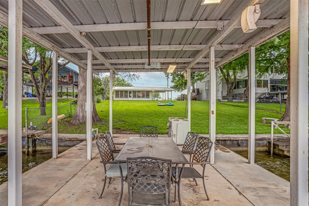 435 Ellen Williams Loop Kingsland, TX 78639
