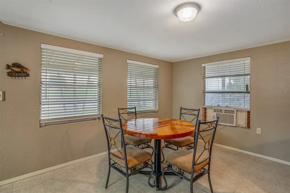 435 Ellen Williams Loop Kingsland, TX 78639
