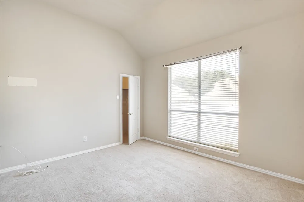 517 Quick Silver Drive DeSoto, TX 75115