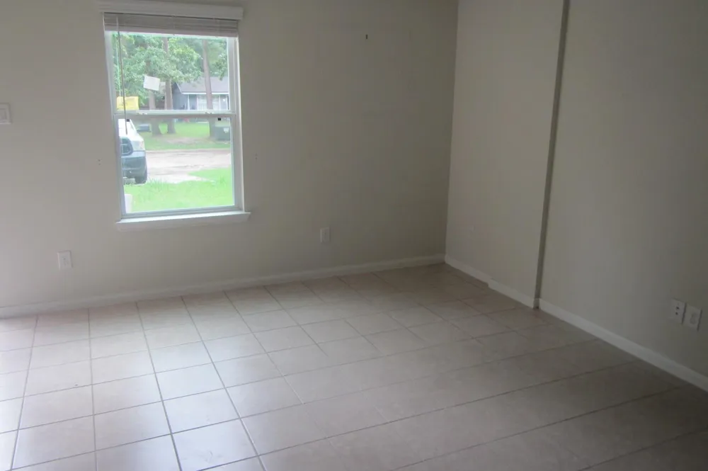 28612 Netawaka Huntsville, TX 77320
