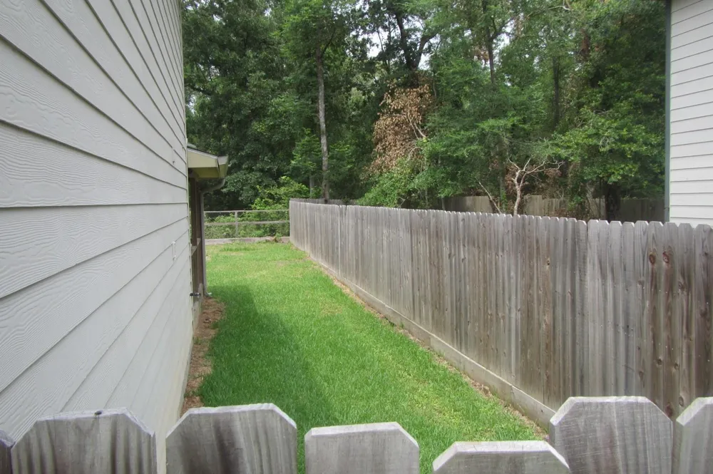 28612 Netawaka Huntsville, TX 77320