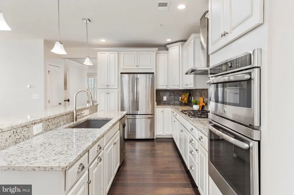 23694 HOPEWELL MANOR TERRACE Ashburn, VA 20148