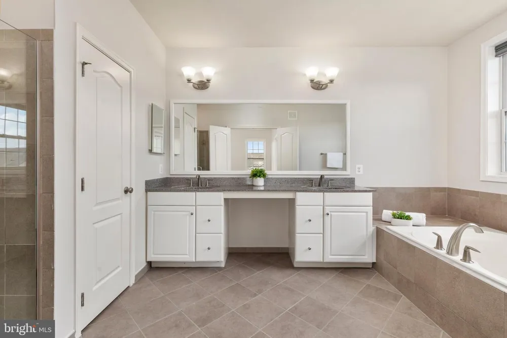 23694 HOPEWELL MANOR TERRACE Ashburn, VA 20148
