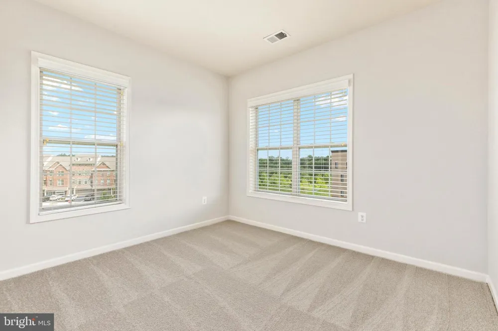 23694 HOPEWELL MANOR TERRACE Ashburn, VA 20148