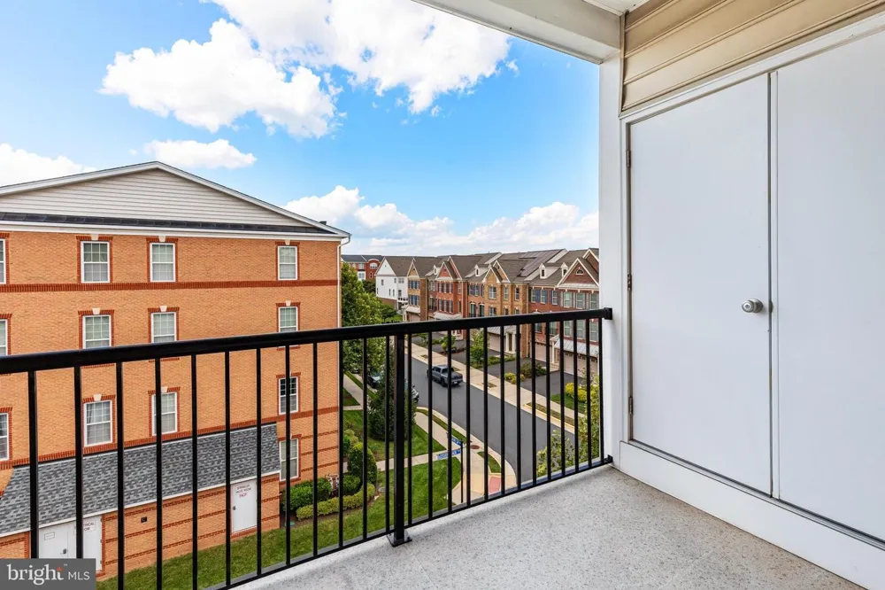 23694 HOPEWELL MANOR TERRACE Ashburn, VA 20148