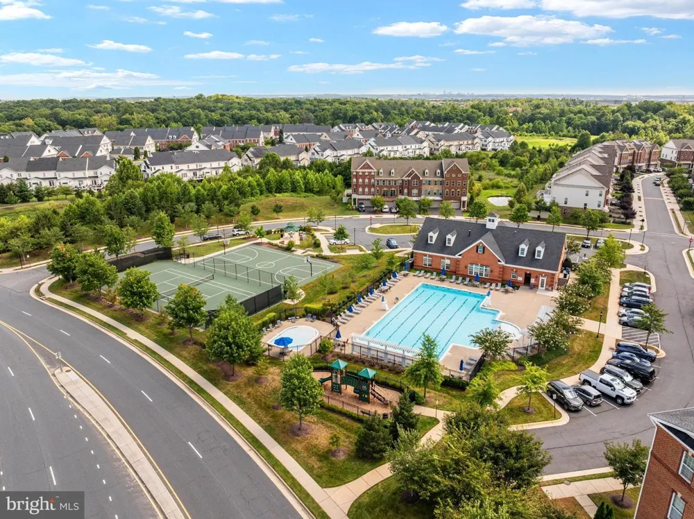 23694 HOPEWELL MANOR TERRACE Ashburn, VA 20148