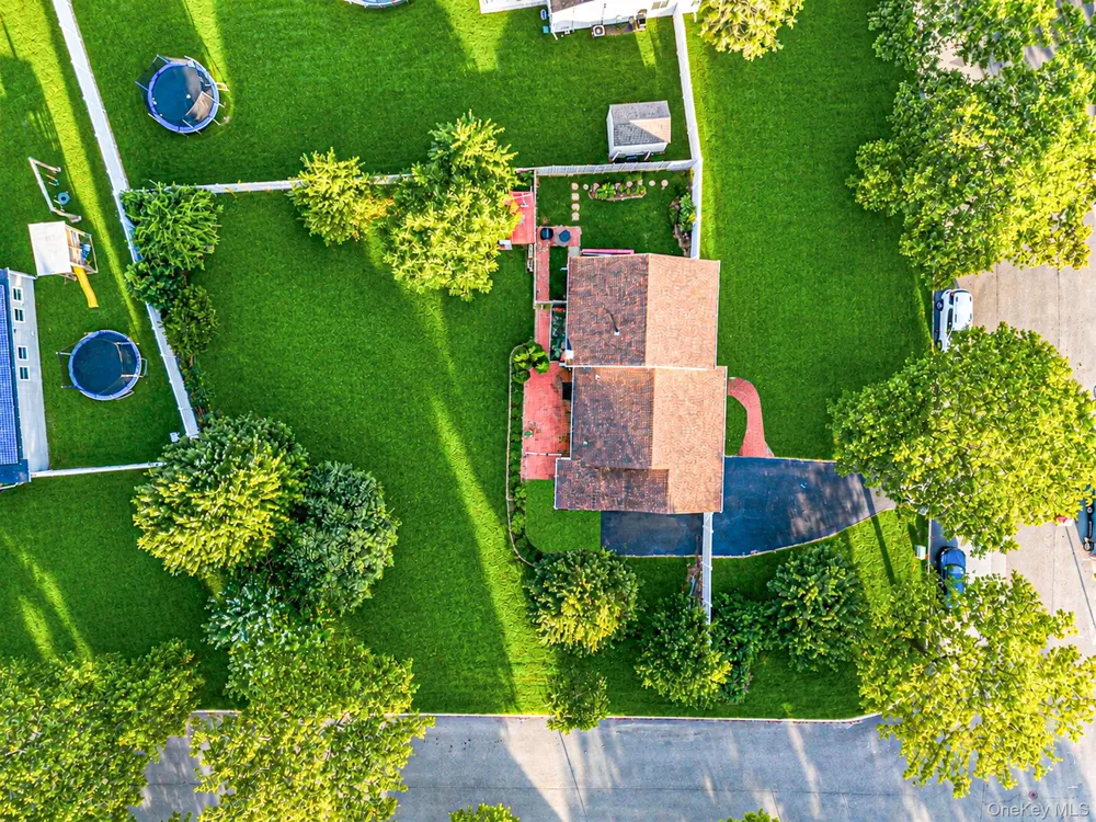 87 Sequoia Drive Coram, NY 11727