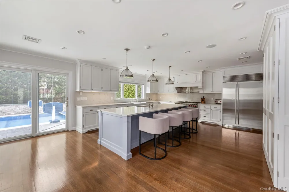 15496 Riverside Drive Whitestone, NY 11357