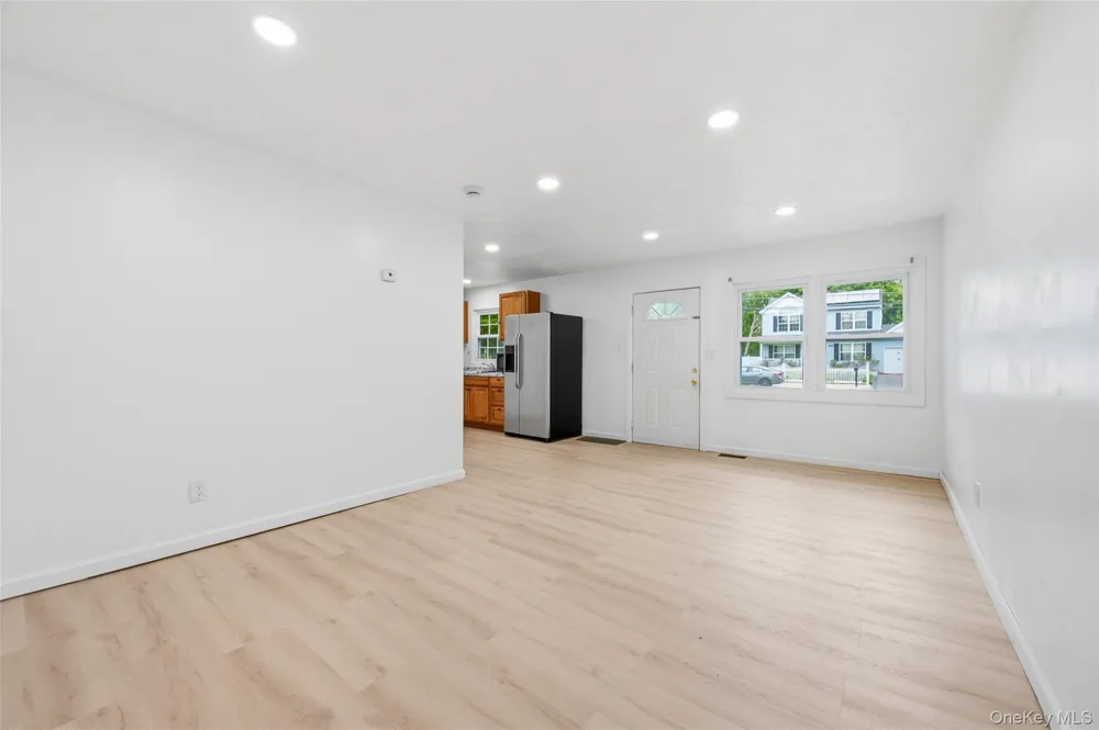 710 Bourdois Avenue Bellport, NY 11713