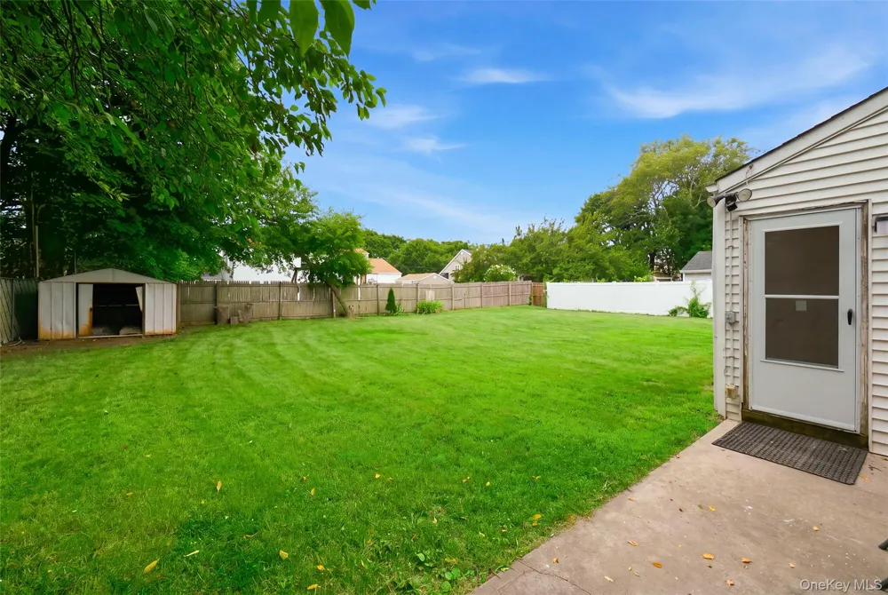 710 Bourdois Avenue Bellport, NY 11713