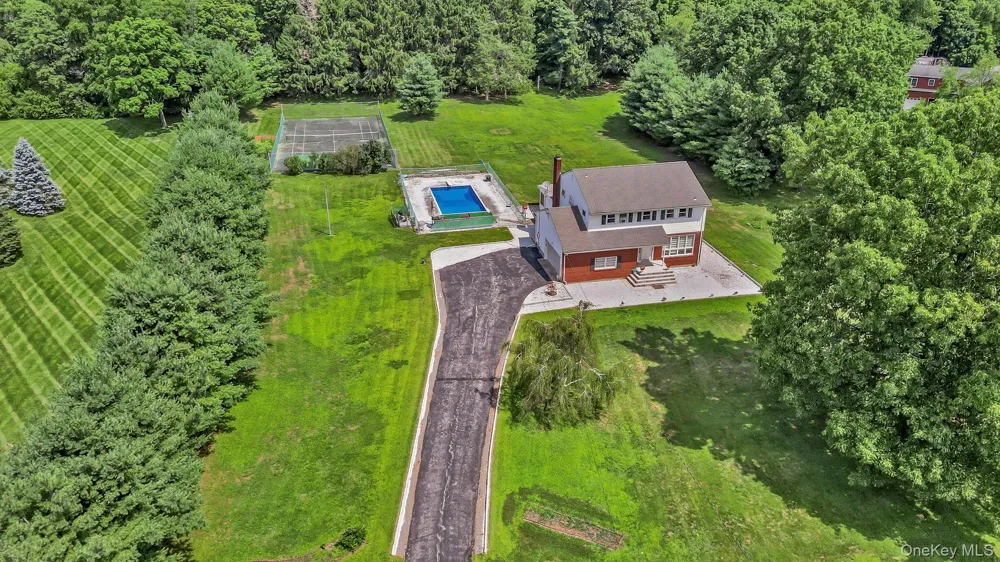 6 Kuchler Drive Lagrangeville, NY 12540