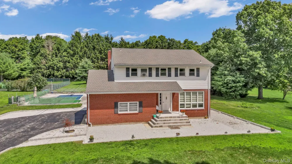 6 Kuchler Drive Lagrangeville, NY 12540
