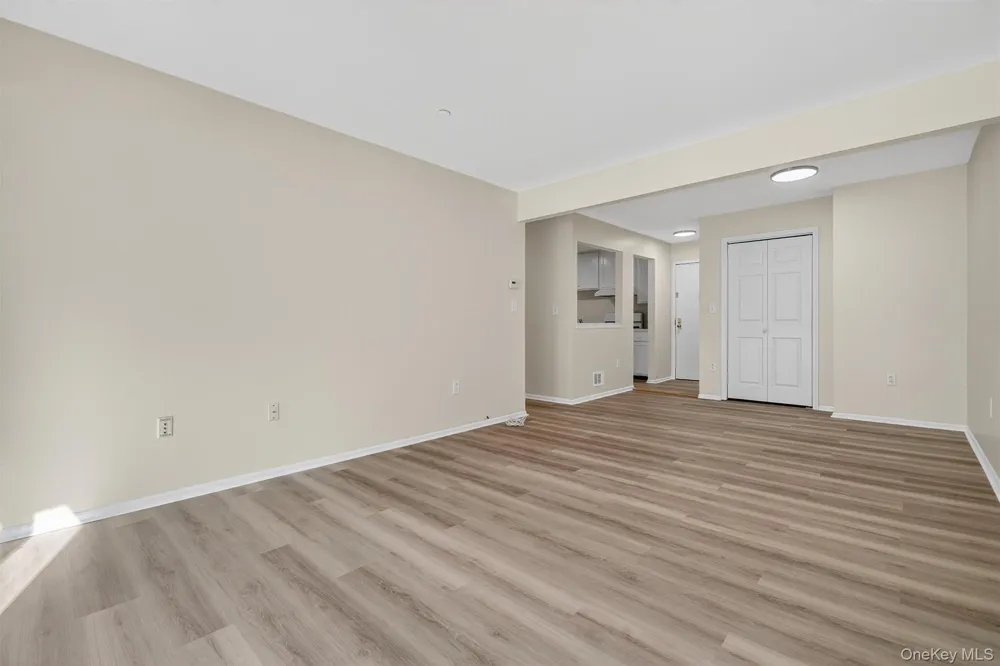 10-12 Chestnut Street #A202 Suffern, NY 10901