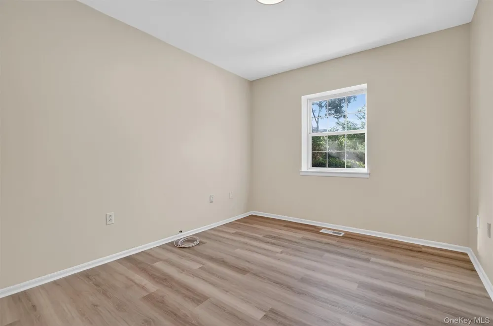 10-12 Chestnut Street #A202 Suffern, NY 10901