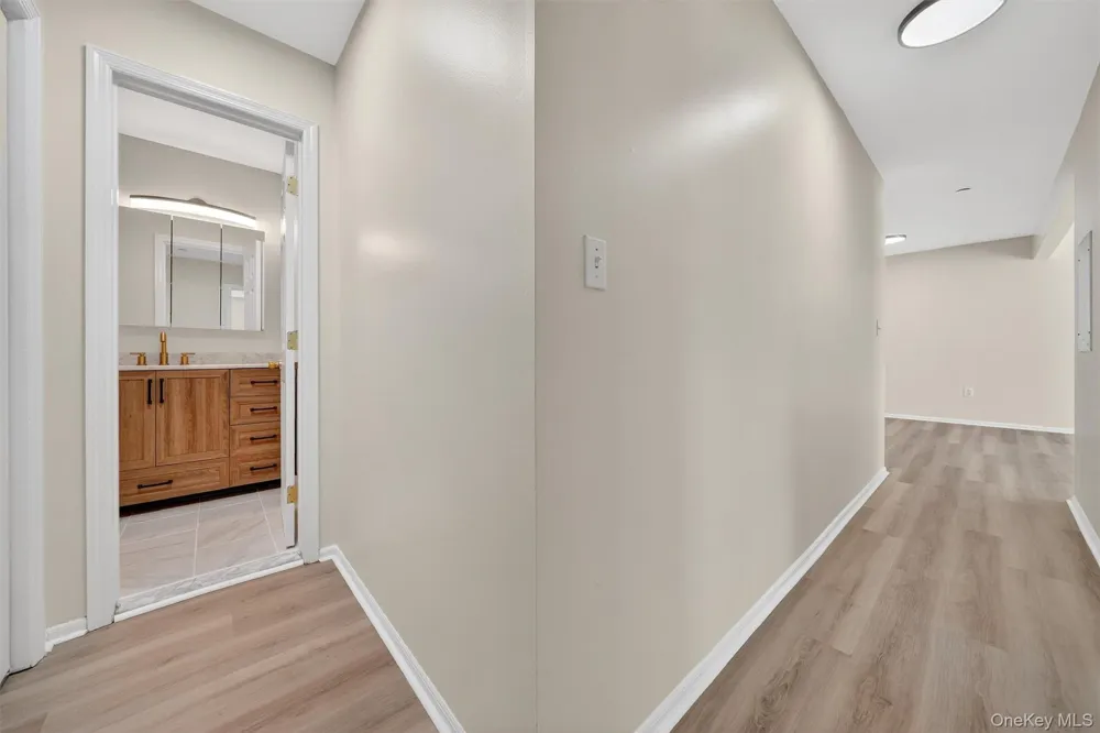 10-12 Chestnut Street #A202 Suffern, NY 10901