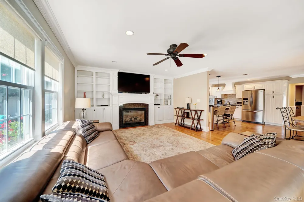 1836 Gardenia Avenue Merrick, NY 11566