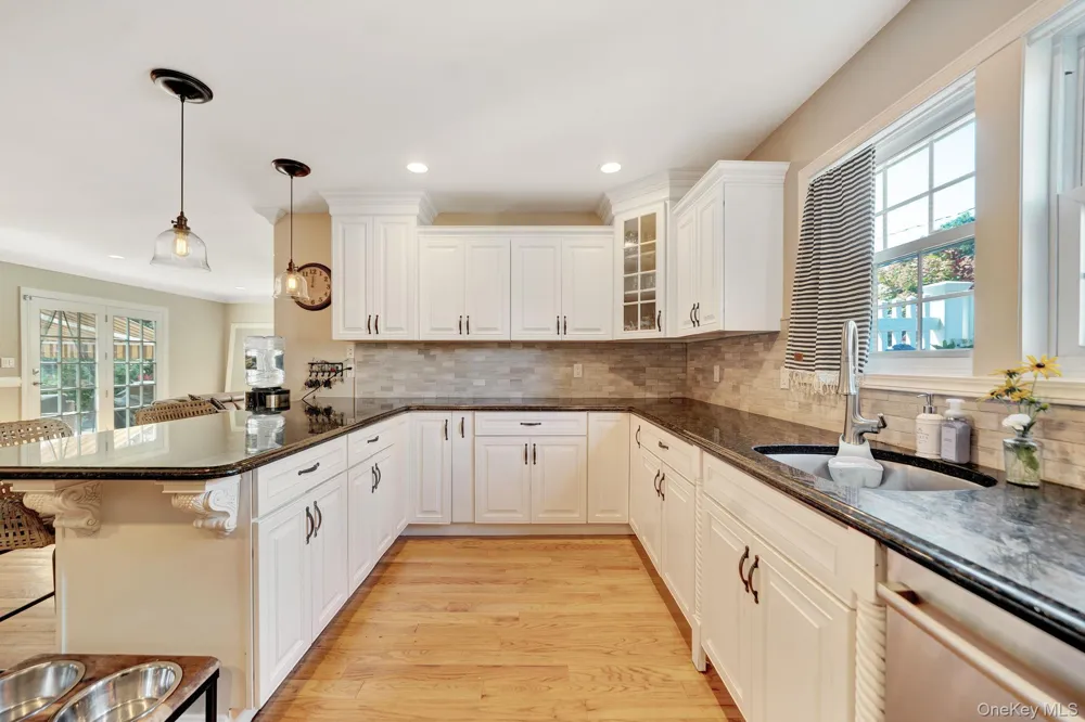 1836 Gardenia Avenue Merrick, NY 11566