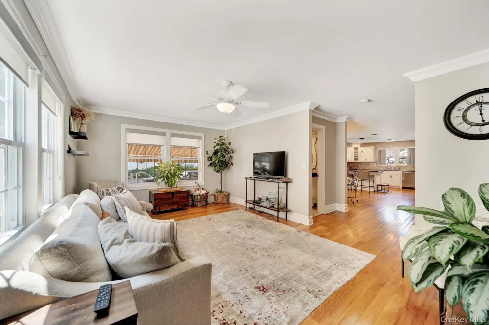 1836 Gardenia Avenue Merrick, NY 11566