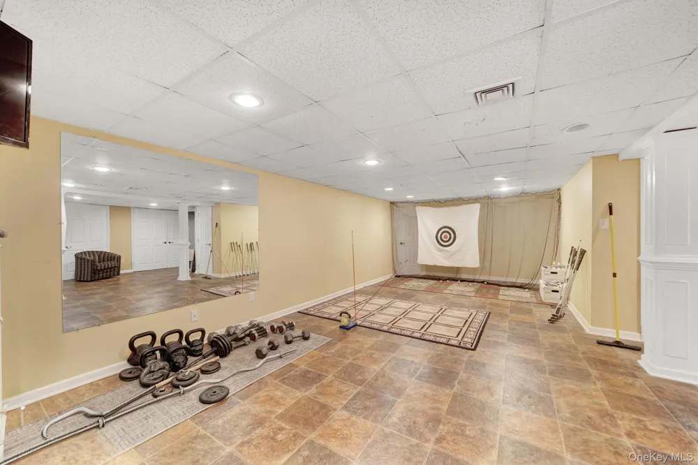1836 Gardenia Avenue Merrick, NY 11566