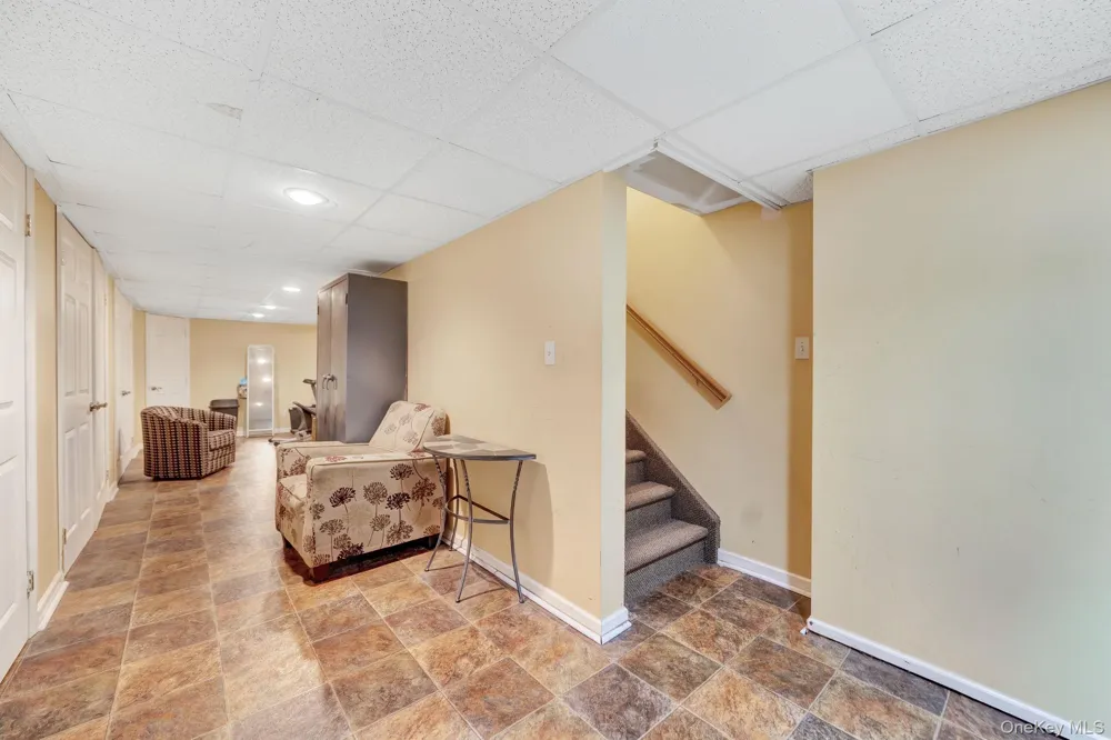 1836 Gardenia Avenue Merrick, NY 11566