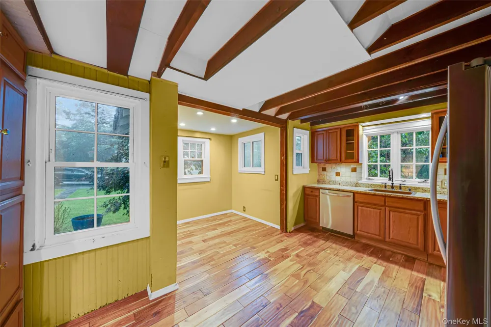 7 Dickerson Avenue Stony Brook, NY 11790