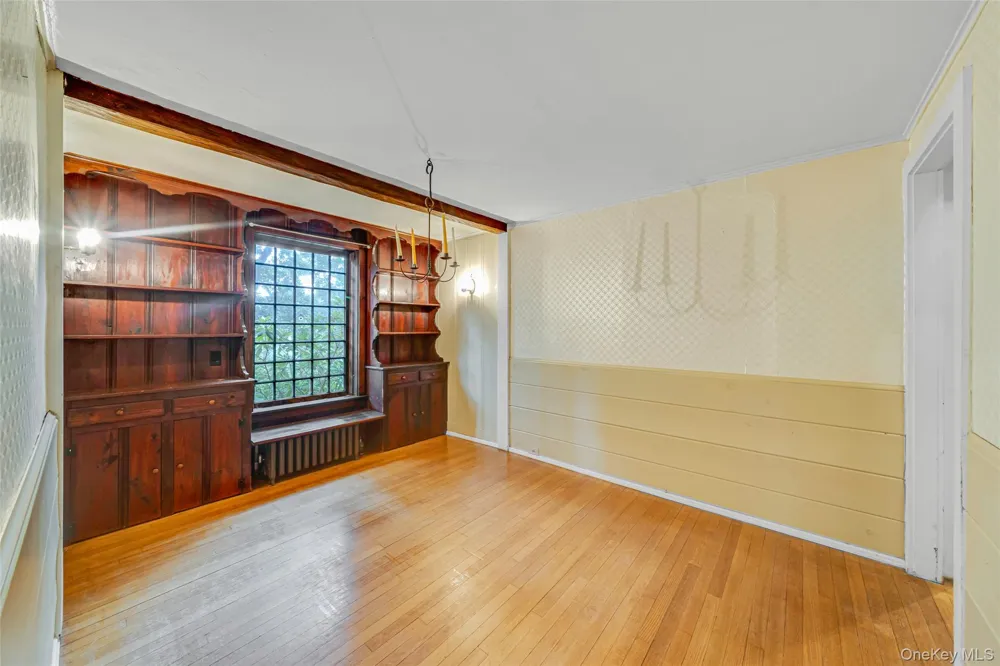 7 Dickerson Avenue Stony Brook, NY 11790