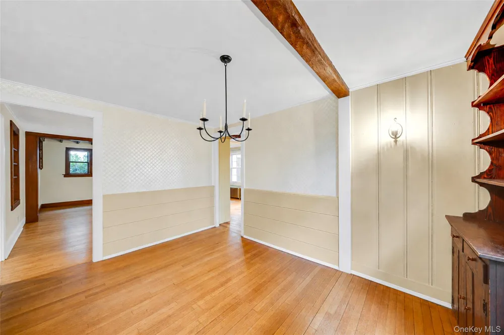 7 Dickerson Avenue Stony Brook, NY 11790