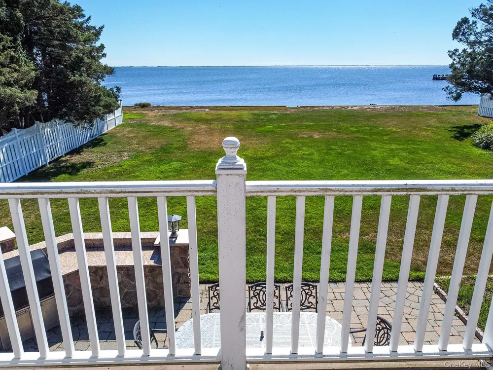 8 Bay Road East Patchogue, NY 11772