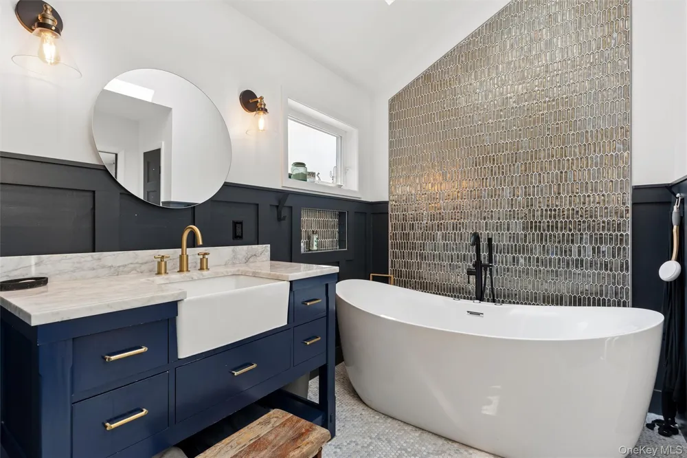 1007 Stafford Road Valley Stream, NY 11580