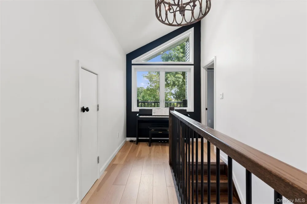 1007 Stafford Road Valley Stream, NY 11580
