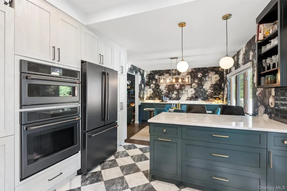 1007 Stafford Road Valley Stream, NY 11580