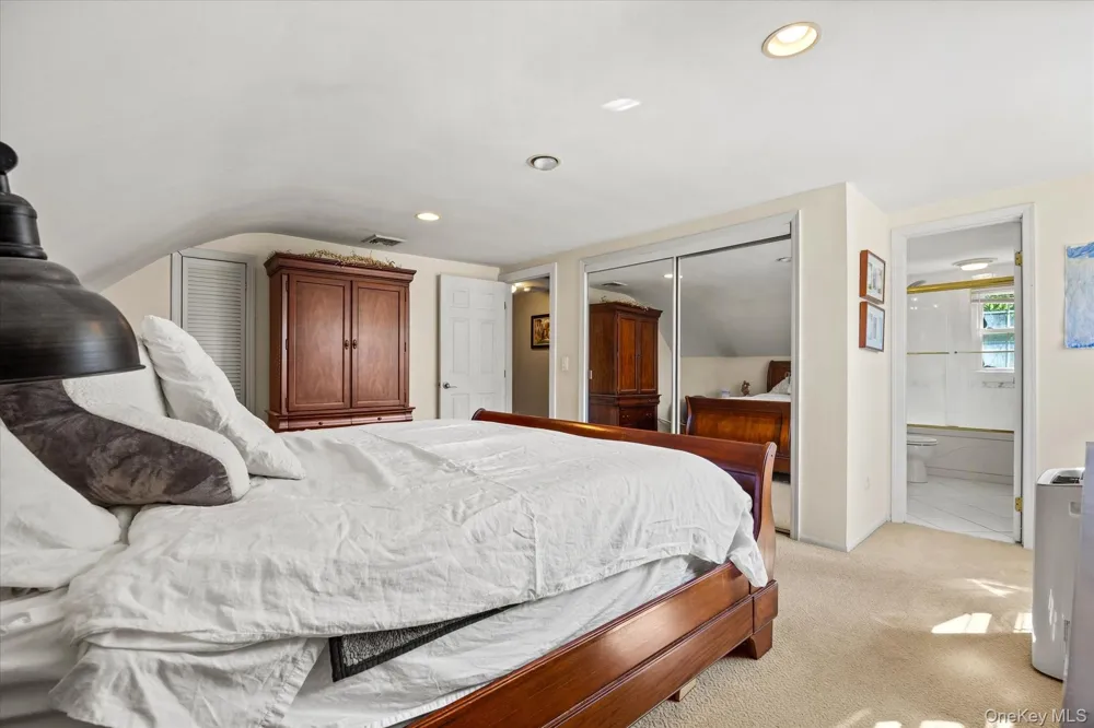 9 Charlemagne Drive Nesconset, NY 11767