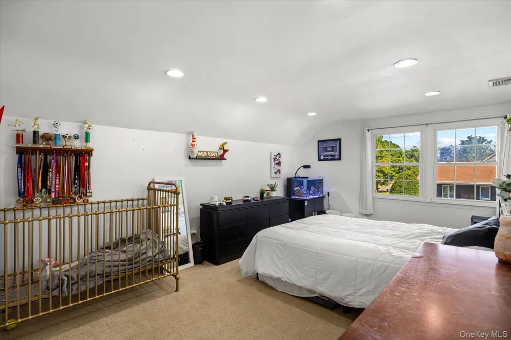 9 Charlemagne Drive Nesconset, NY 11767