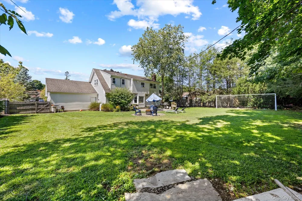 9 Charlemagne Drive Nesconset, NY 11767