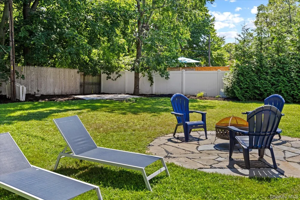9 Charlemagne Drive Nesconset, NY 11767