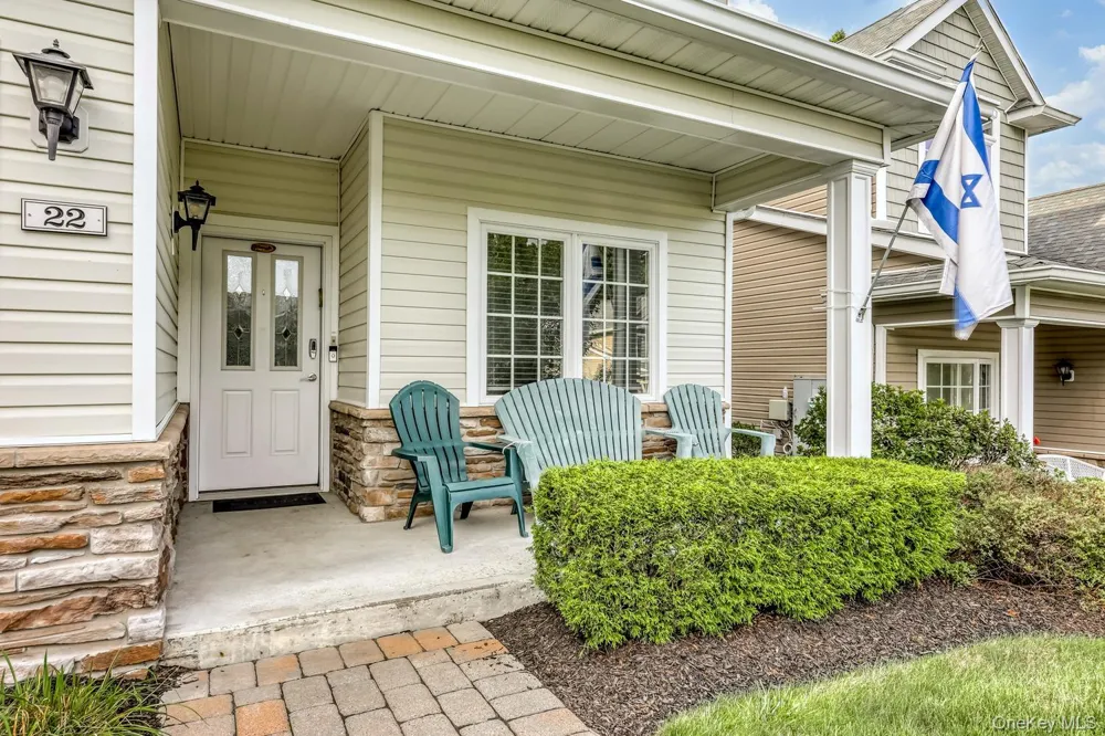 22 Westminster Way Pomona, NY 10970