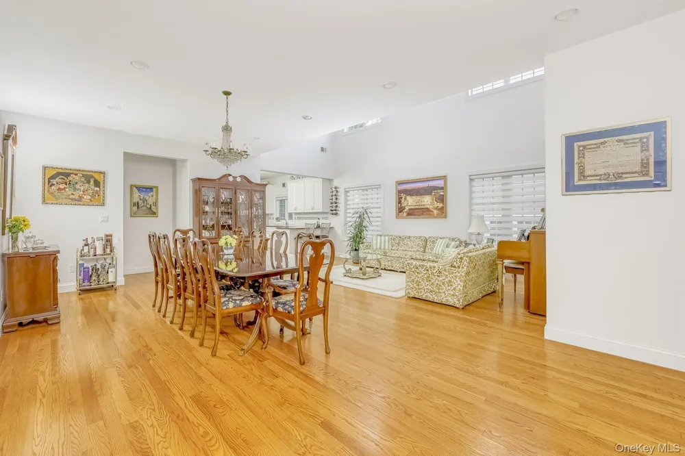 22 Westminster Way Pomona, NY 10970