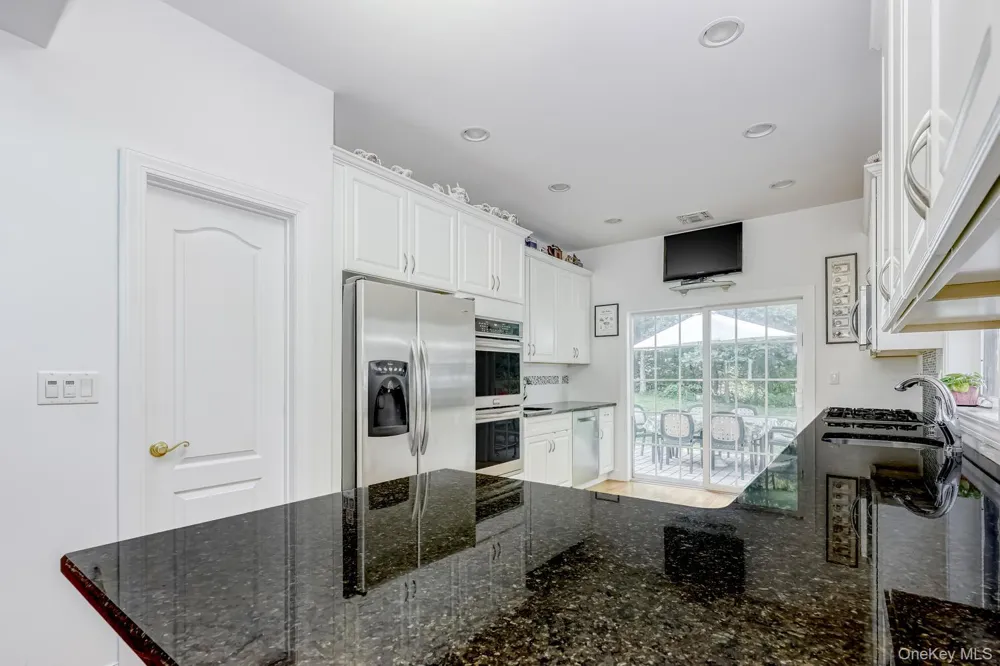 22 Westminster Way Pomona, NY 10970