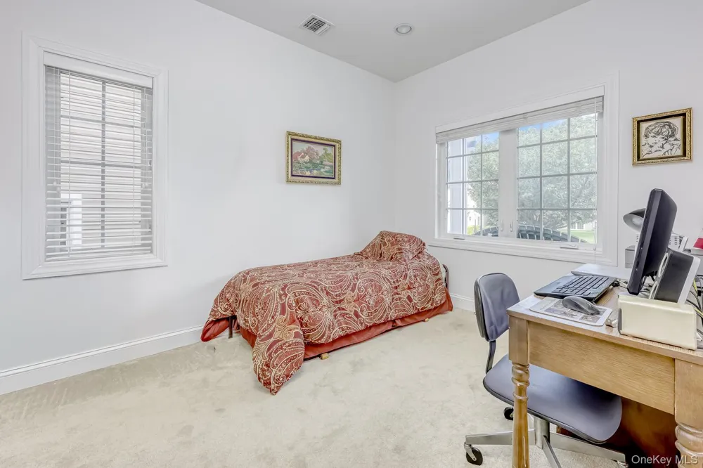 22 Westminster Way Pomona, NY 10970