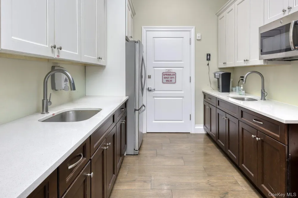 22 Westminster Way Pomona, NY 10970