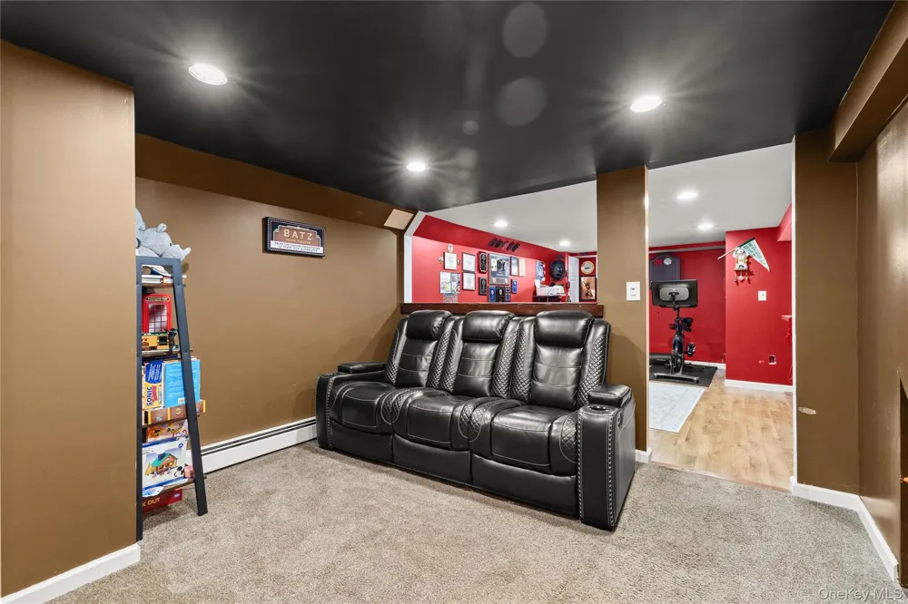 397 Buffalo Avenue Lindenhurst, NY 11757