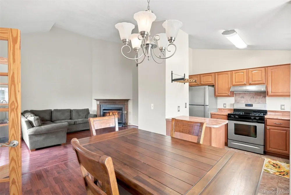 2124 Whispering Hills Chester, NY 10918