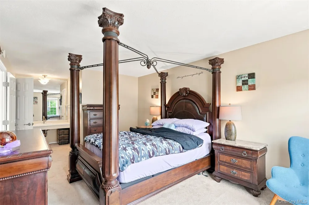 2124 Whispering Hills Chester, NY 10918