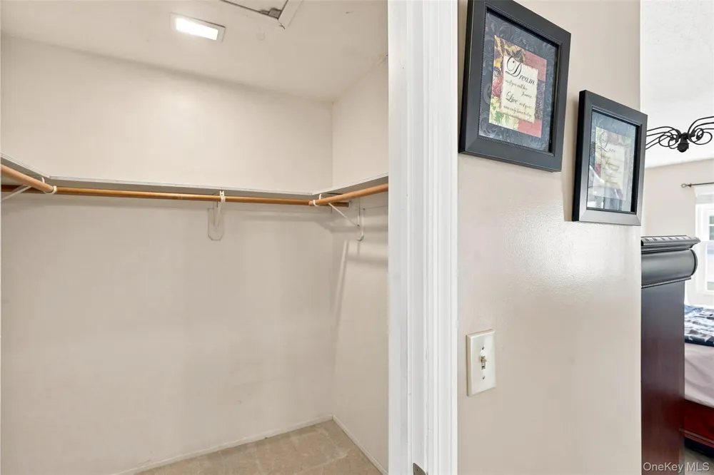 2124 Whispering Hills Chester, NY 10918