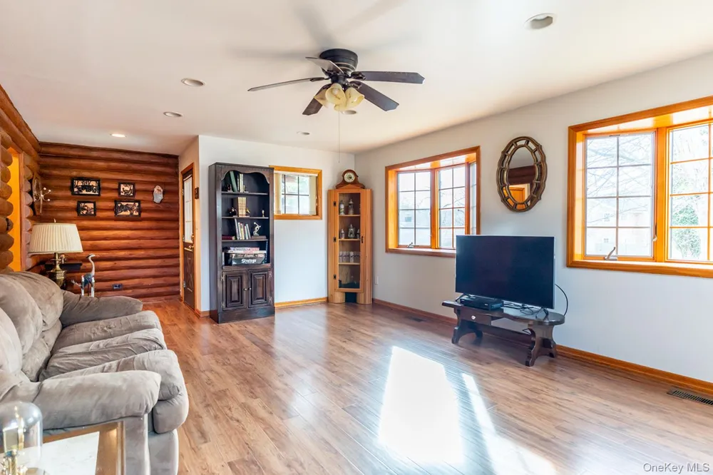 16 Roosevelt Boulevard East Patchogue, NY 11772
