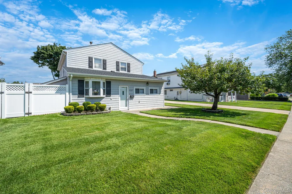 407 Argyle Road East Meadow, NY 11554