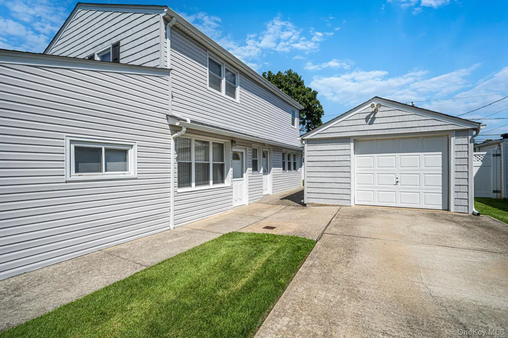 407 Argyle Road East Meadow, NY 11554