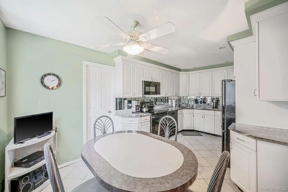407 Argyle Road East Meadow, NY 11554