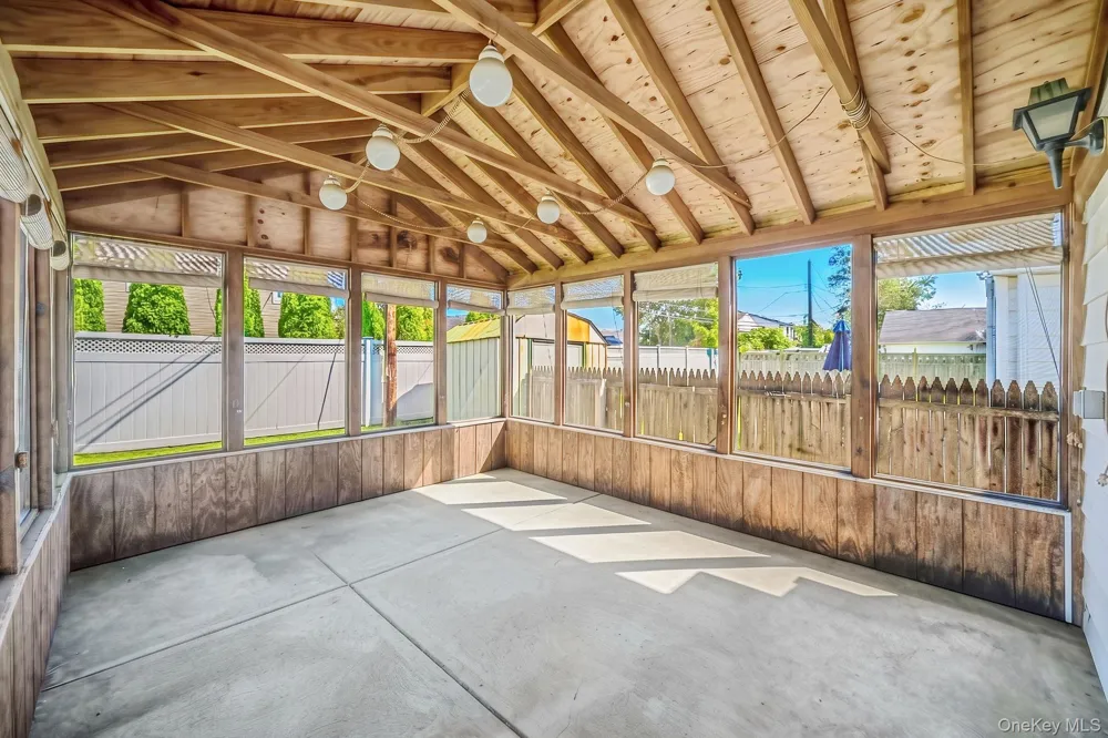 407 Argyle Road East Meadow, NY 11554